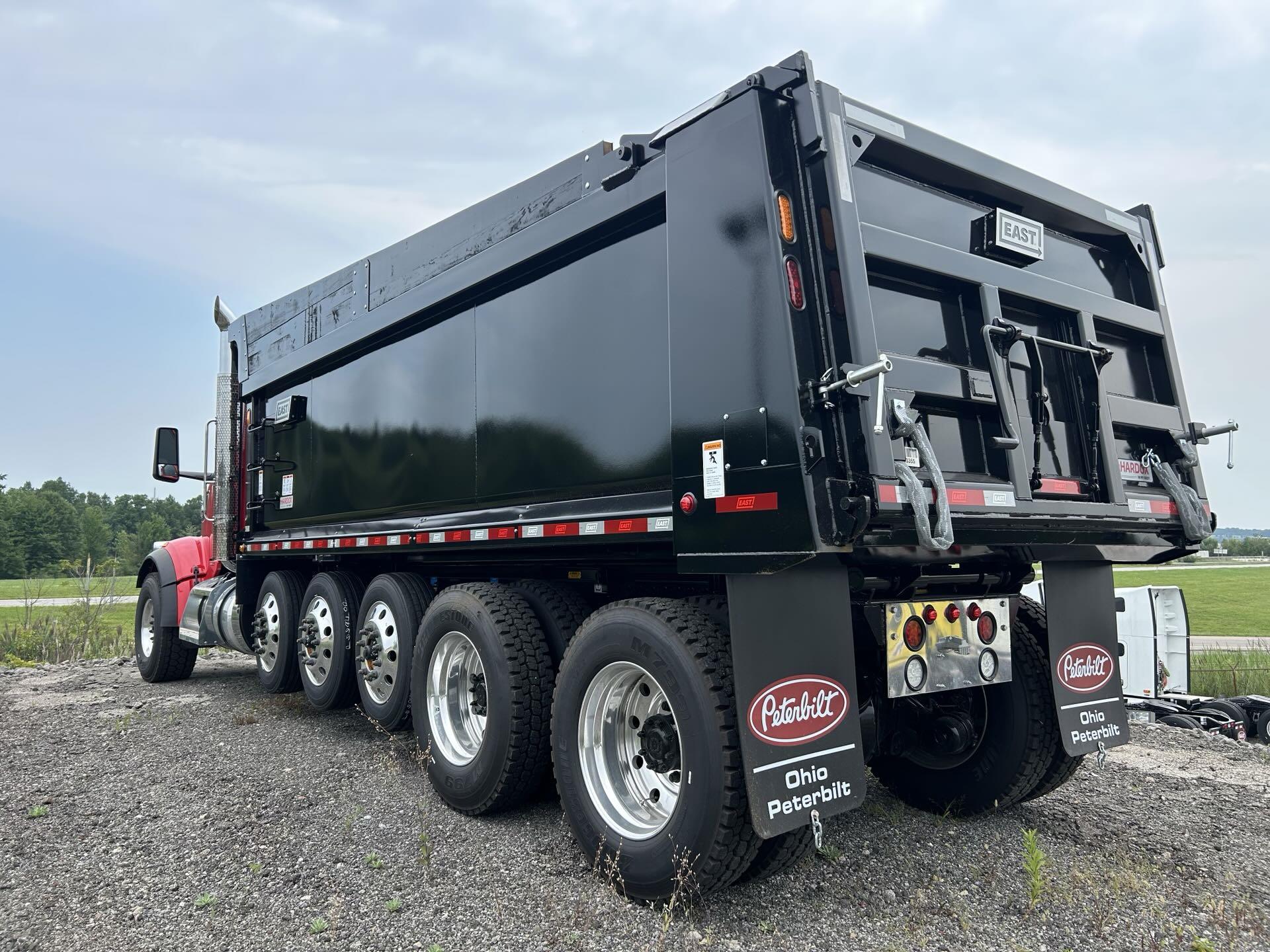 2027 Peterbilt 567 in Youngstown, OH — photo 3