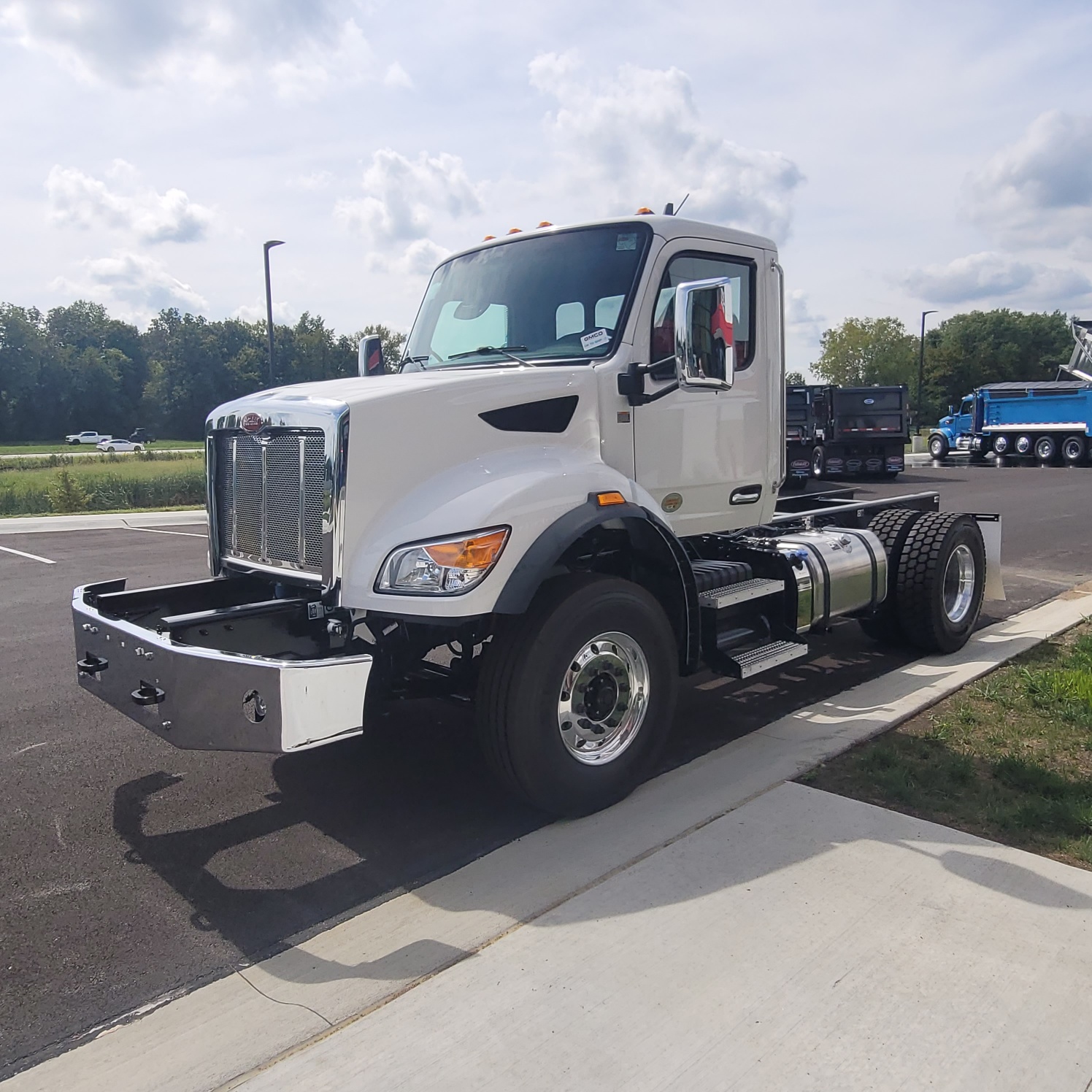 2027 Peterbilt 548 in Etna, OH — photo 6