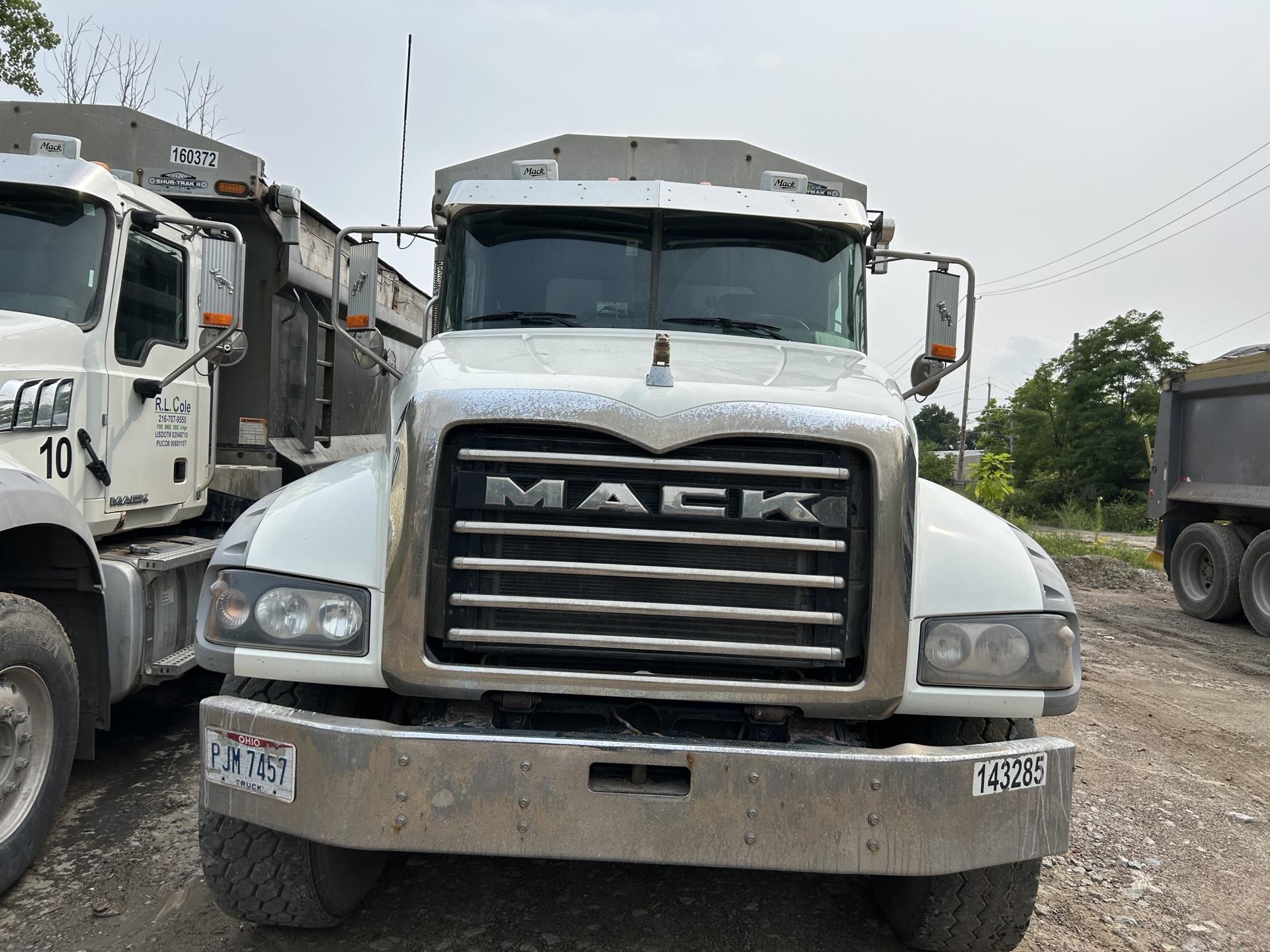 2017 Mack Granite