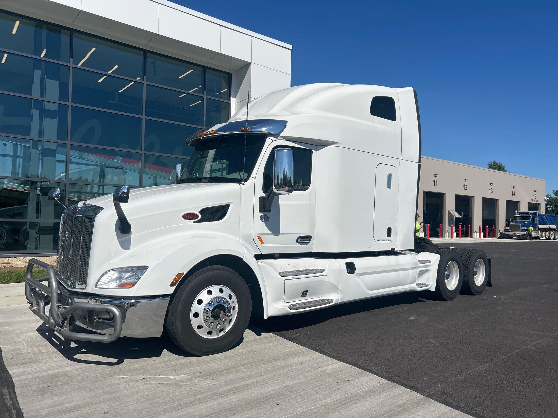 2021 Peterbilt 579