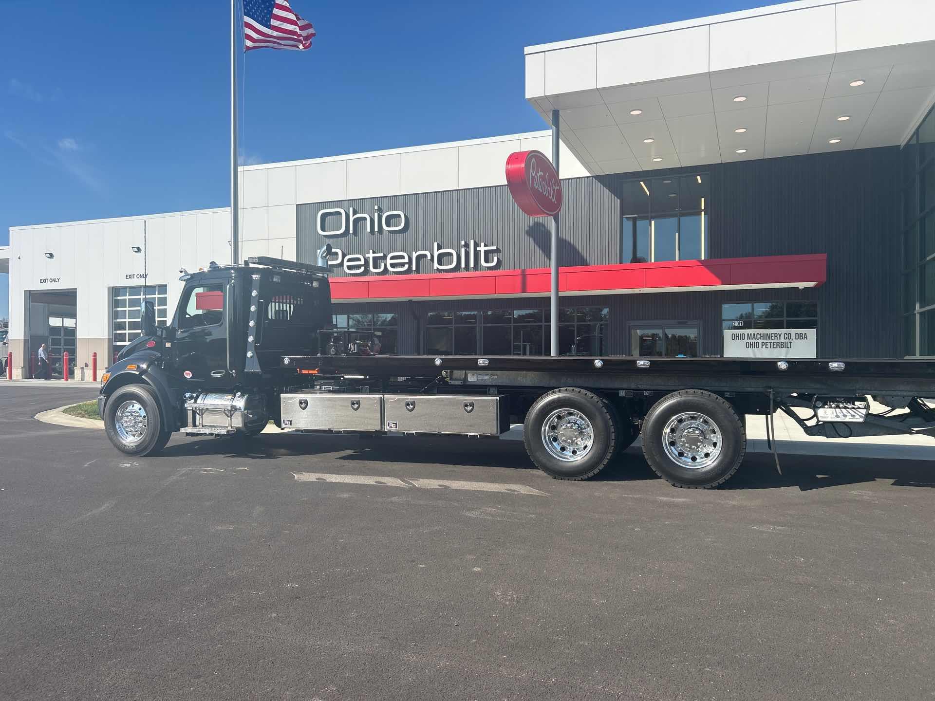 2026 Peterbilt 548 in Etna, OH — photo 2