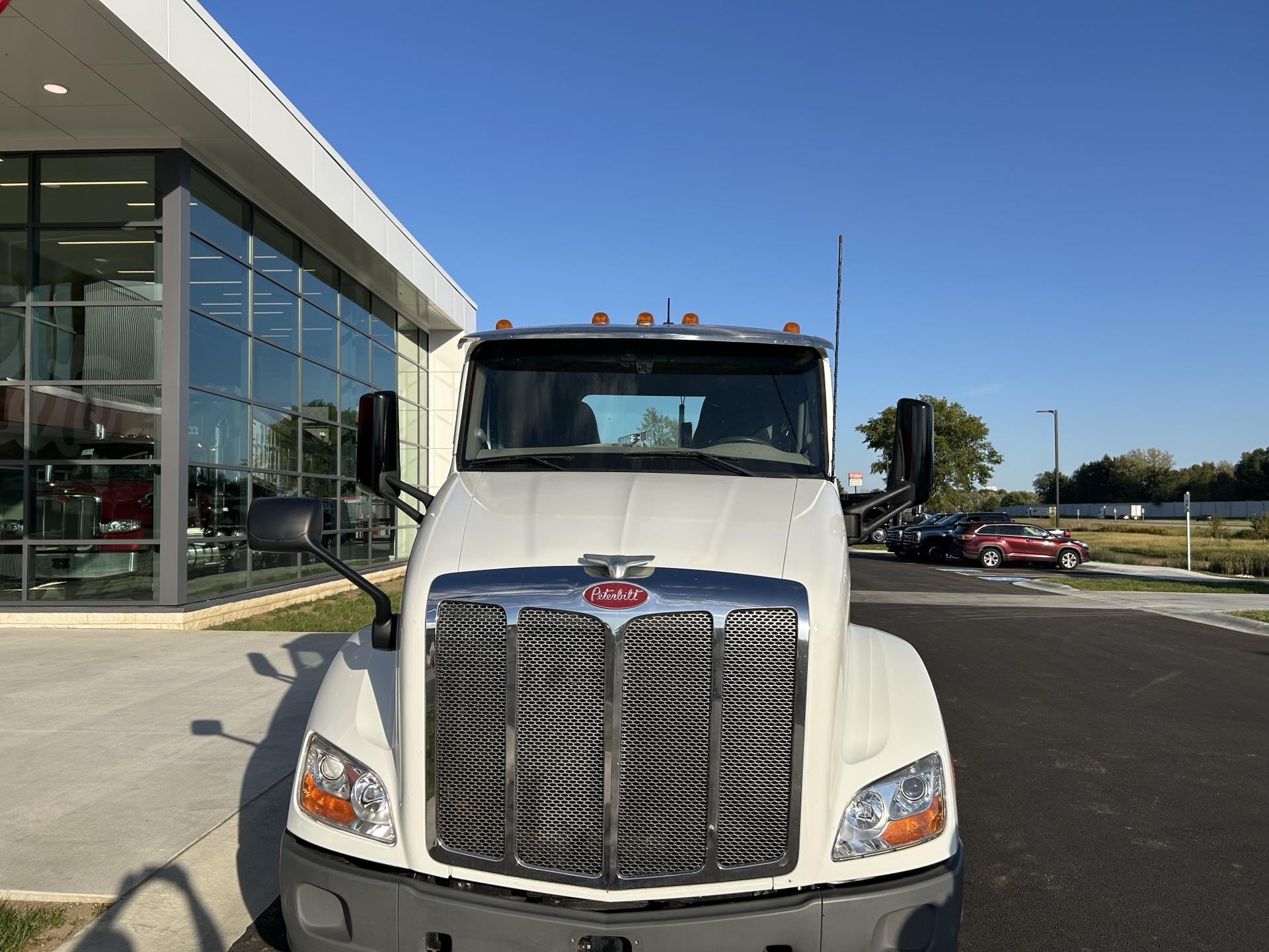 2021 Peterbilt 579 in Etna, OH — photo 4