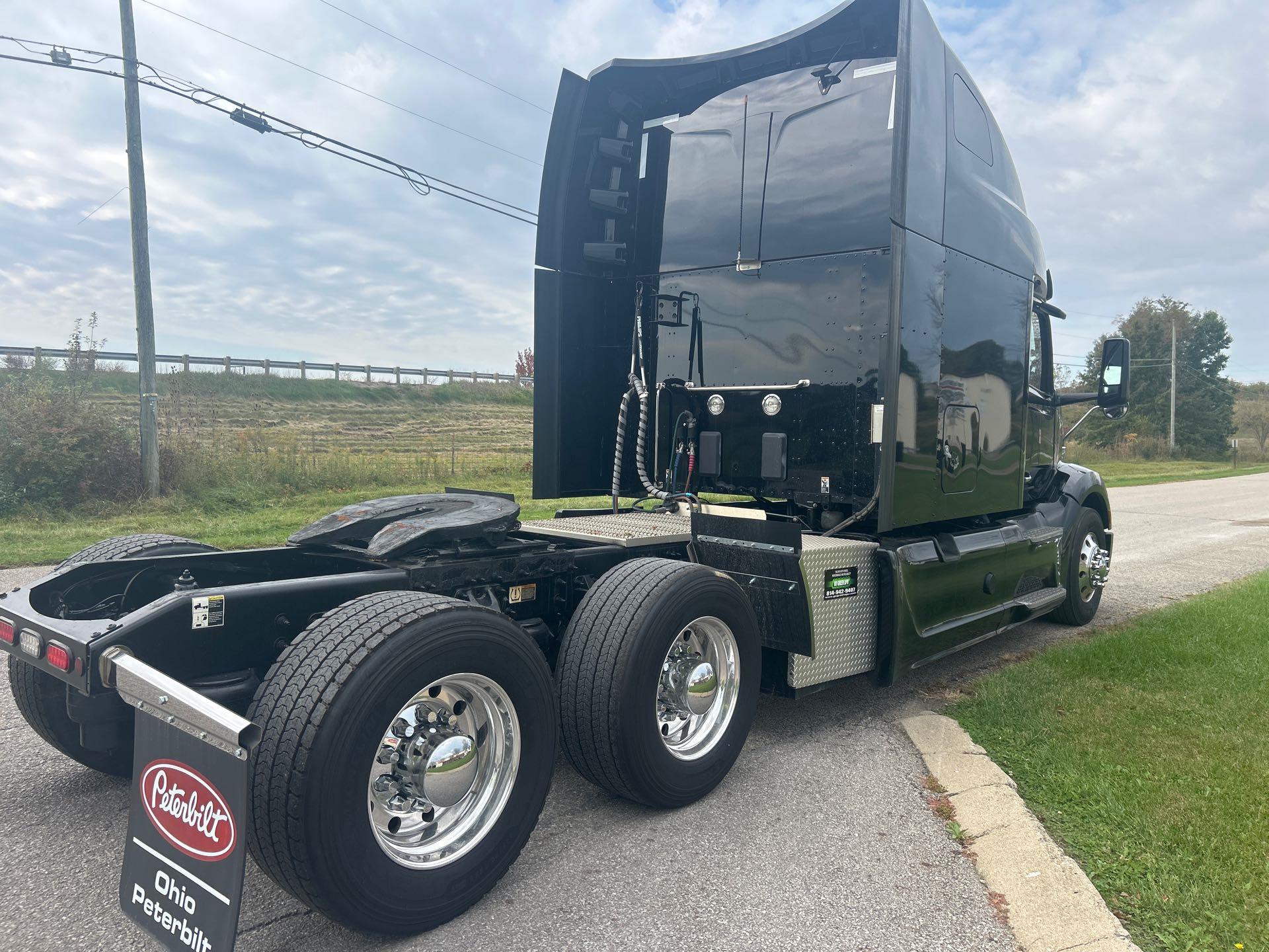 2022 Peterbilt 579 in Zanesville, OH — photo 5