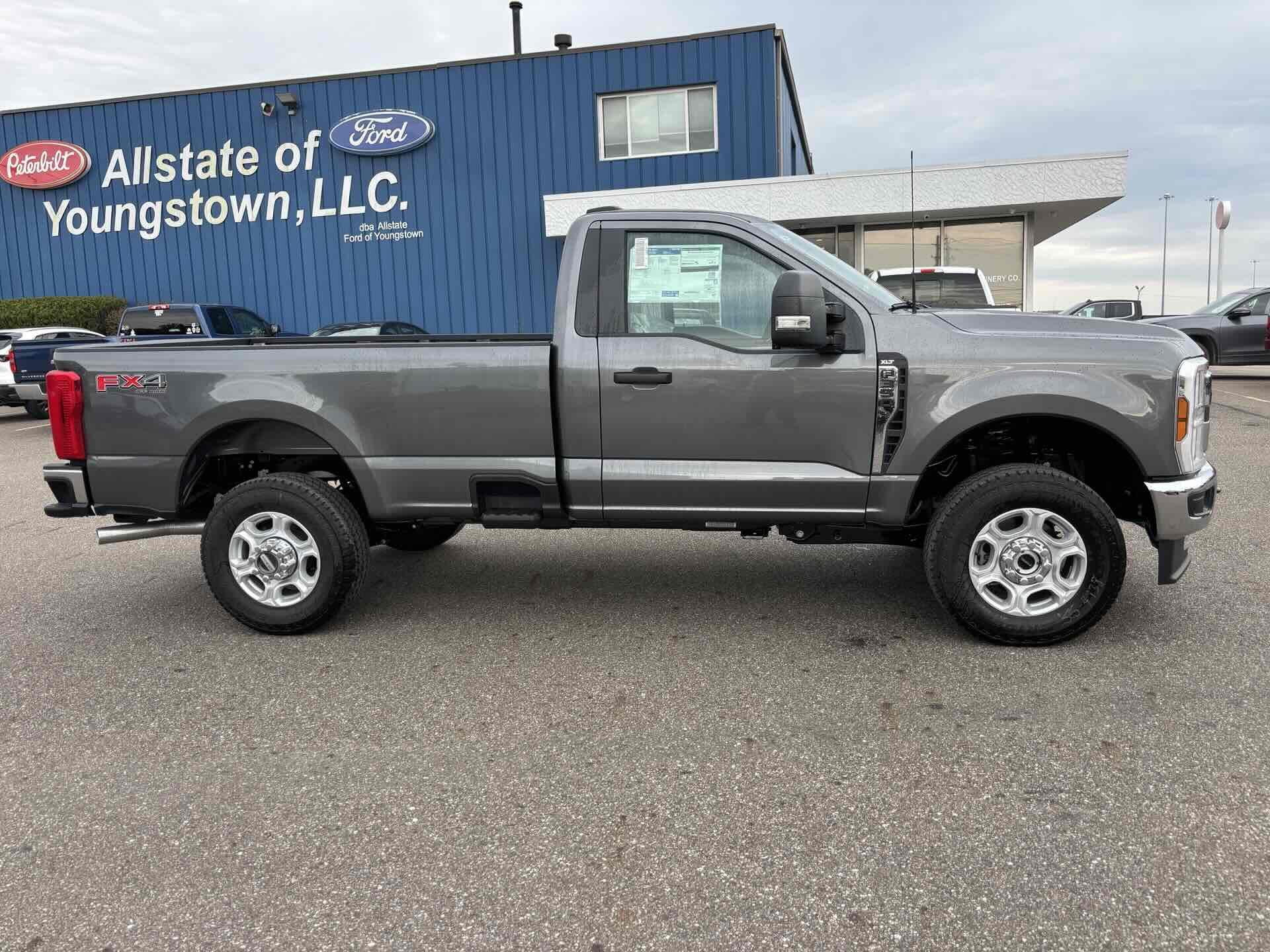 2027 Ford F350 XLT
