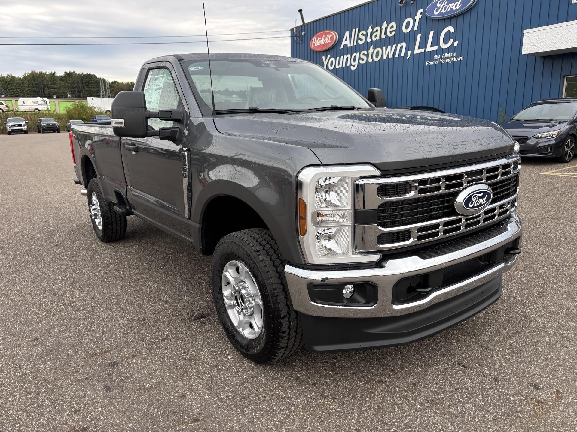 2027 Ford F350 XLT