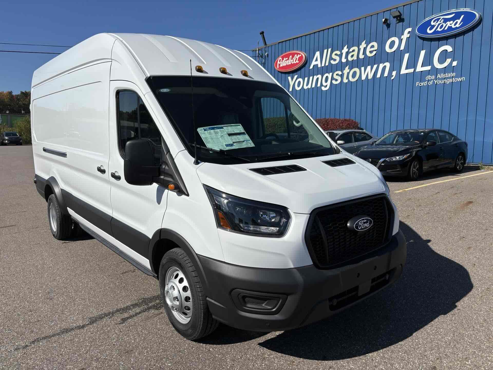 2027 Ford T350