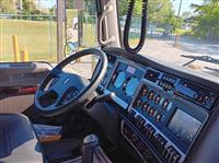 2025 Kenworth W900