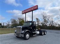 2018 Freightliner 122SD