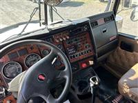 2005 Kenworth T800