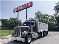 2022 Kenworth W900B