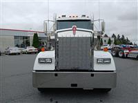 2025 Kenworth W900L