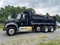 2017 Mack GRANITE GU713