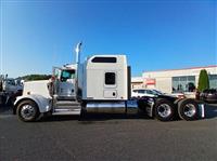 2025 Kenworth W900L