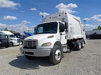 2007 Freightliner BUSINESS CLASS M2 106