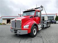 2025 Kenworth T880