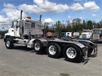 2006 Mack CL733