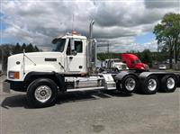 2006 Mack CL733