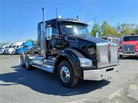 2025 Kenworth T880