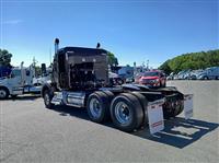 2025 Kenworth T880