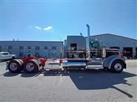 2025 Kenworth W900L