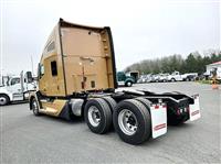 2025 Kenworth T680