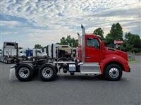 2025 Kenworth T880