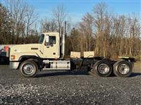 2005 Mack CL733