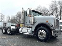 2007 Freightliner FLD120