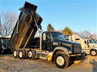 2017 Mack GRANITE GU713