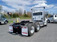 2025 Kenworth T880