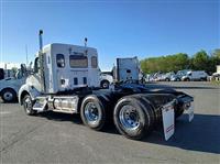 2025 Kenworth T880