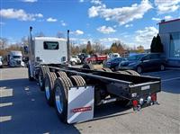 2025 Kenworth T880