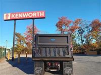 2025 Kenworth T880