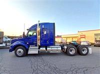 2025 Kenworth T880