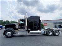 2025 Kenworth W900L