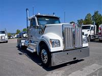 2025 Kenworth W990