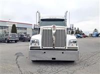 2023 Kenworth W990