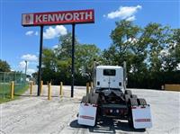 2025 Kenworth T880