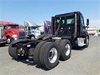 2018 Freightliner CASCADIA 125