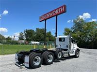 2025 Kenworth T880