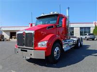 2025 Kenworth T880