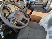2025 Kenworth T880