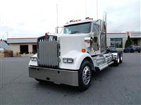 2025 Kenworth W900L