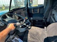 2015 Freightliner CORONADO 122 SD