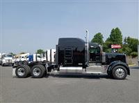 2025 Kenworth W900L