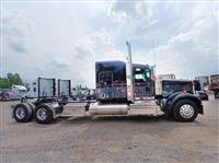 2025 Kenworth W900L