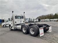 2025 Kenworth T880