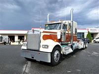 2025 Kenworth W900L