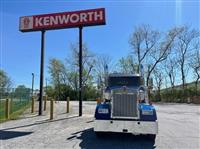 2025 Kenworth W900