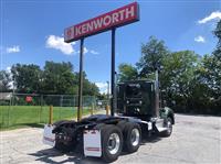 2025 Kenworth T880